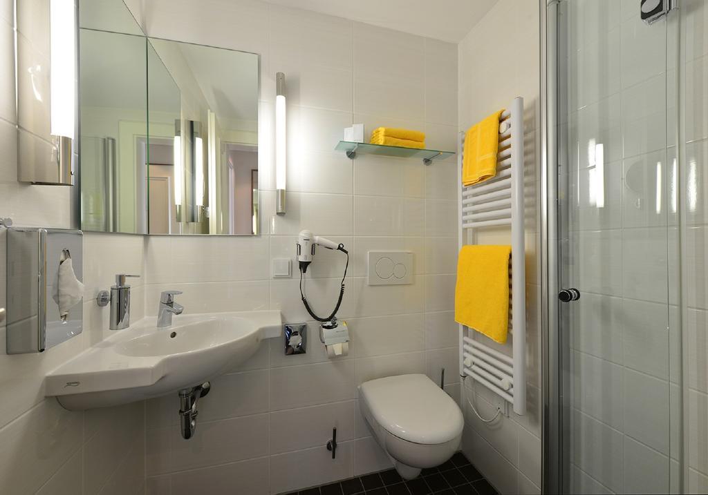 Hotel Ratskeller Salzgitter Phòng bức ảnh